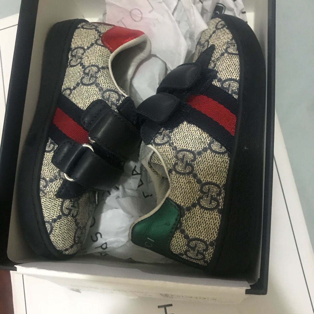 Toddler Gucci Sneakers Size 24 US 7